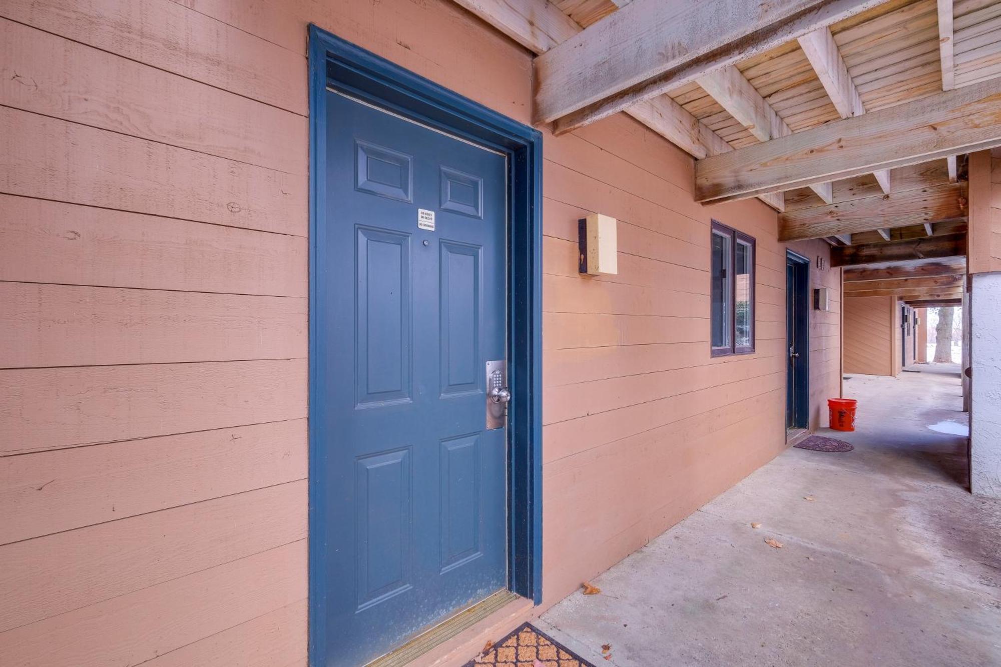 Bellaire Condo - Walk To Shanty Creek Resort! Экстерьер фото